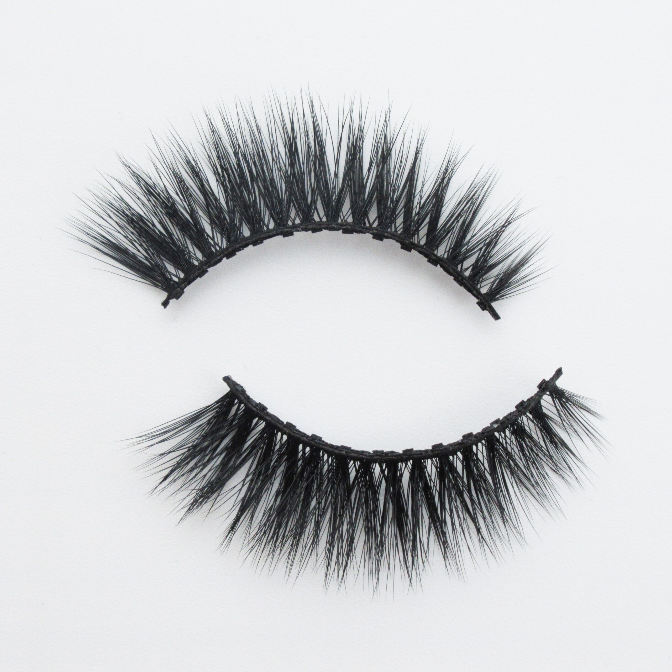 DF04 custom packed magnetic lashes with 12 small magnets(1) magnetic lashes